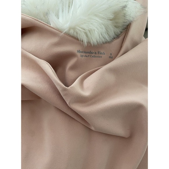 New Abercrombie & Fitch Soft Collection Blush Pink Seamless Thong Bodysuit Small - Picture 5 of 5